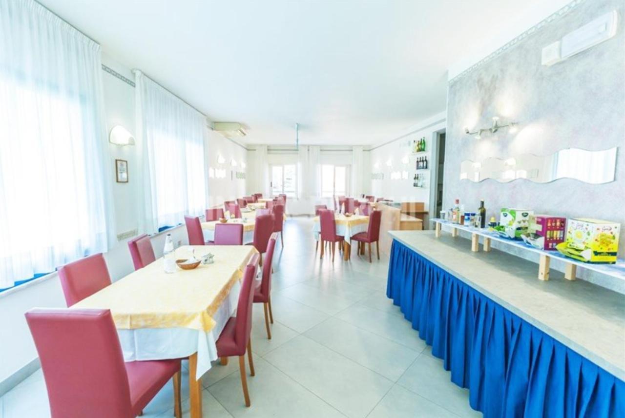 Hotel Azzurro Cattolica Exterior photo